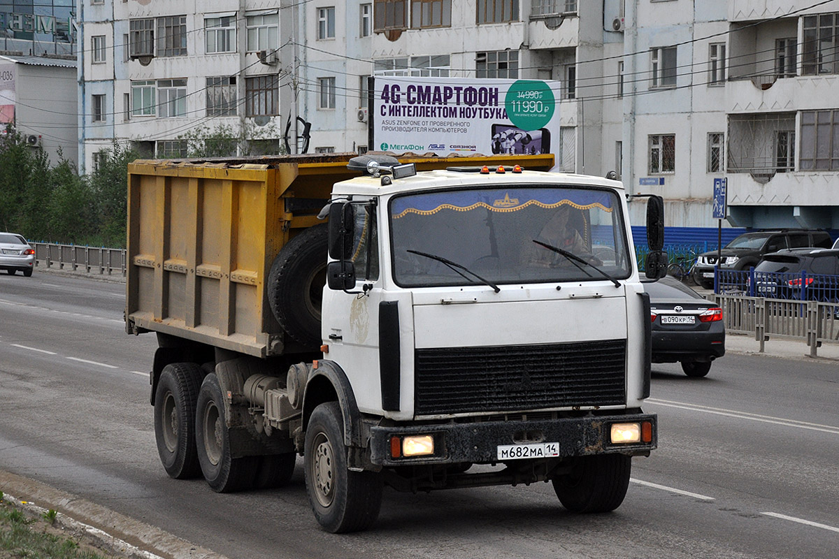 Саха (Якутия), № М 682 МА 14 — МАЗ-5516A5