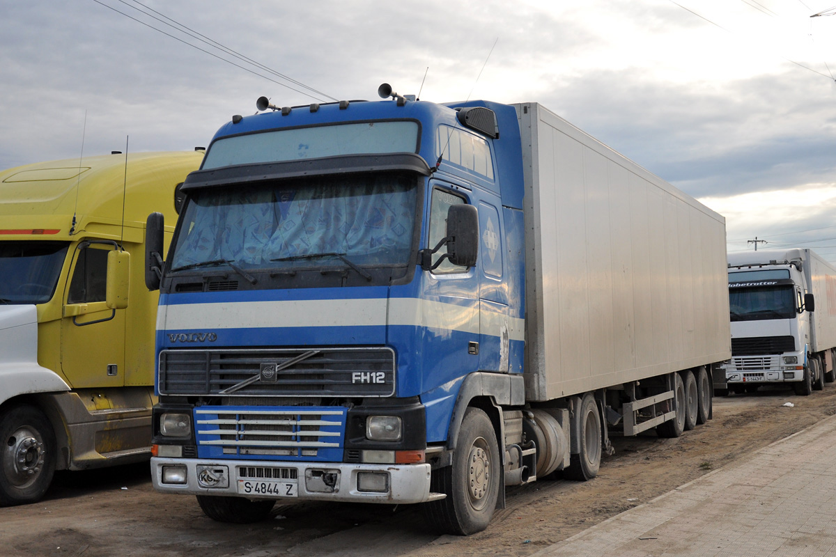 Киргизия, № S 4844 Z — Volvo ('1993) FH-Series