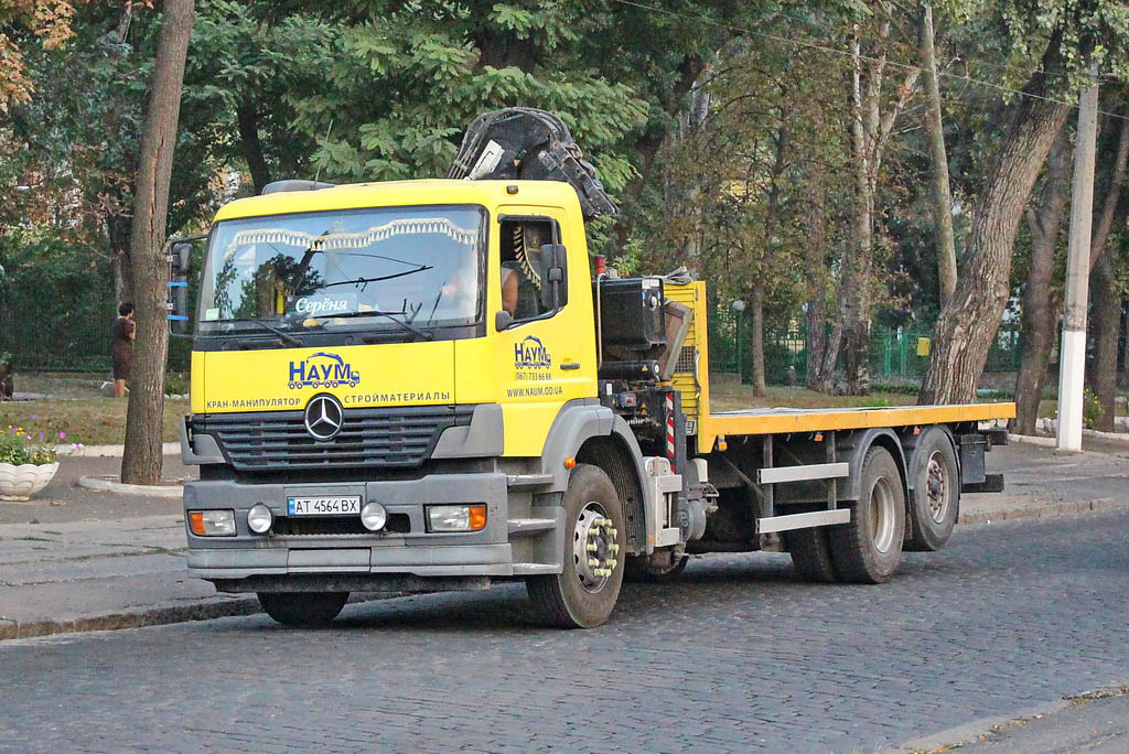 Одесская область, № АТ 4564 ВХ — Mercedes-Benz Atego 2528