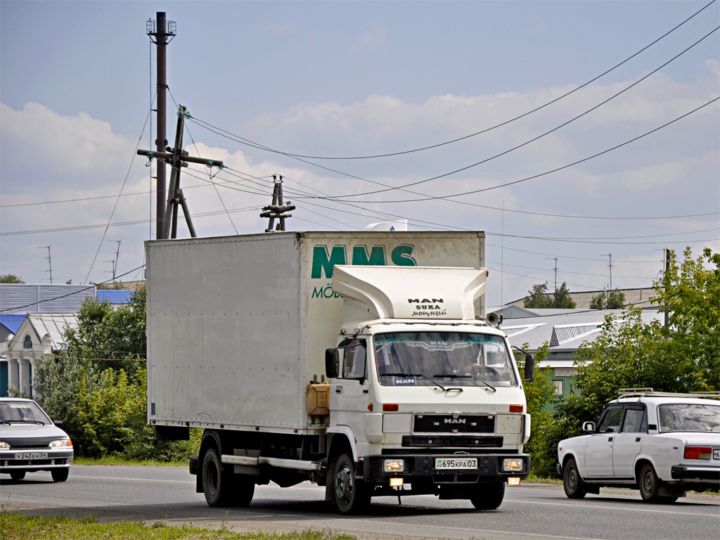 Акмолинская область, № 695 KPA 03 — VW-MAN G90