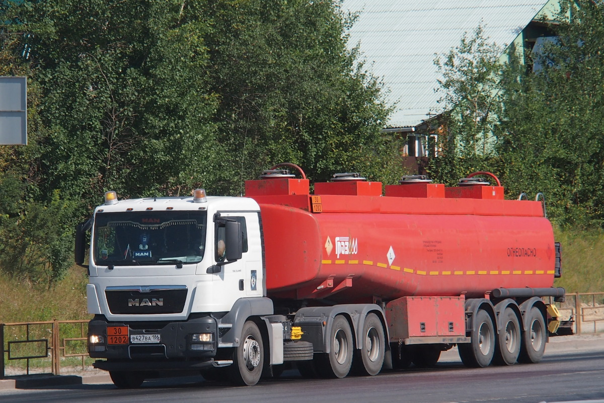 Ханты-Мансийский автоном.округ, № В 427 ВА 186 — MAN TGS 33.440
