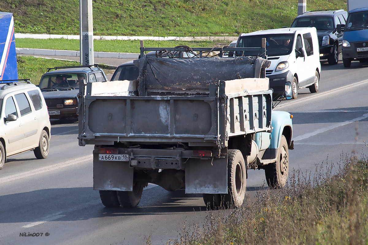 Удмуртия, № А 669 КВ 18 — ЗИЛ-130Б2