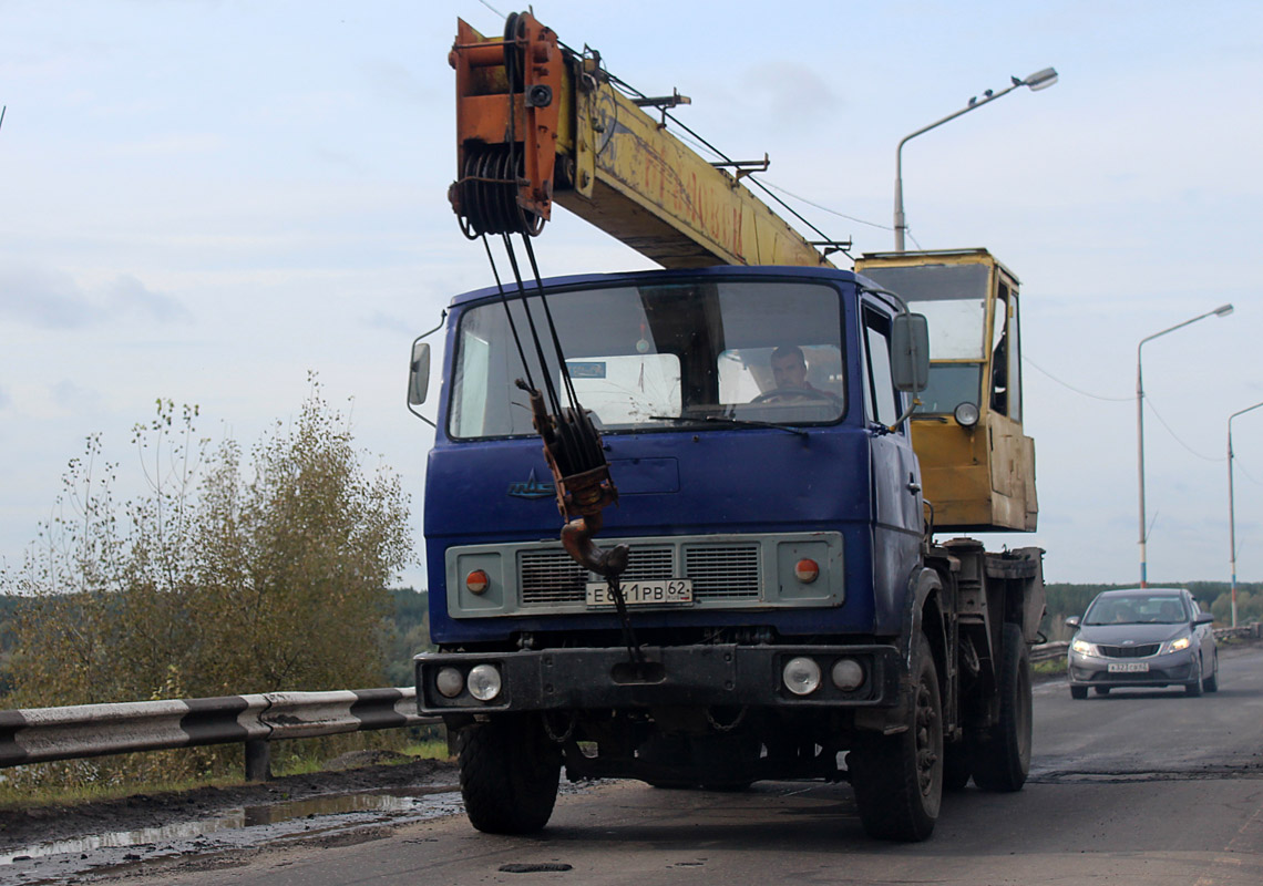 Рязанская область, № Е 841 РВ 62 — МАЗ-53371