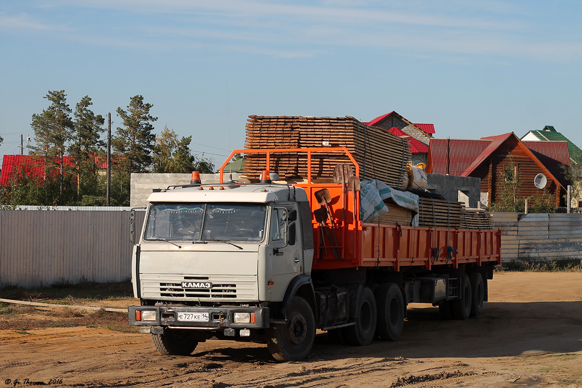 Саха (Якутия), № Е 727 КЕ 14 — КамАЗ-54115 [541150]