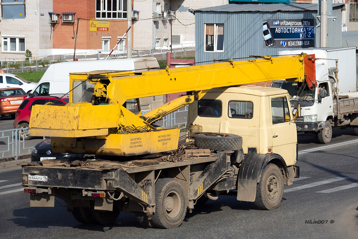 Удмуртия, № Н 444 РН 18 — МАЗ-53371