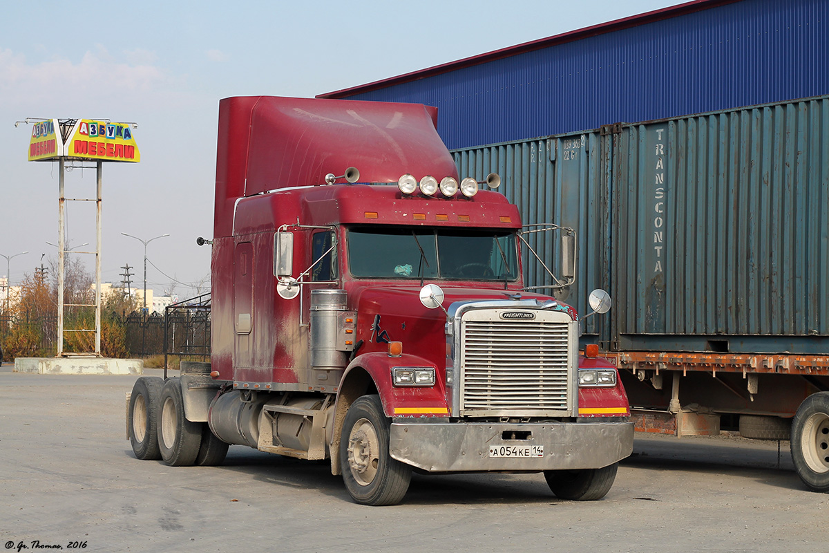 Саха (Якутия), № А 054 КЕ 14 — Freightliner FLD 120 Classic