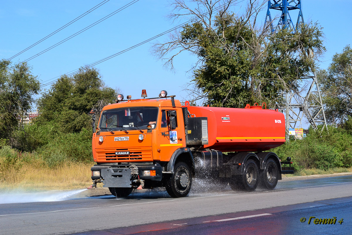 Волгоградская область, № В 421 ЕК 134 — КамАЗ-65115-62