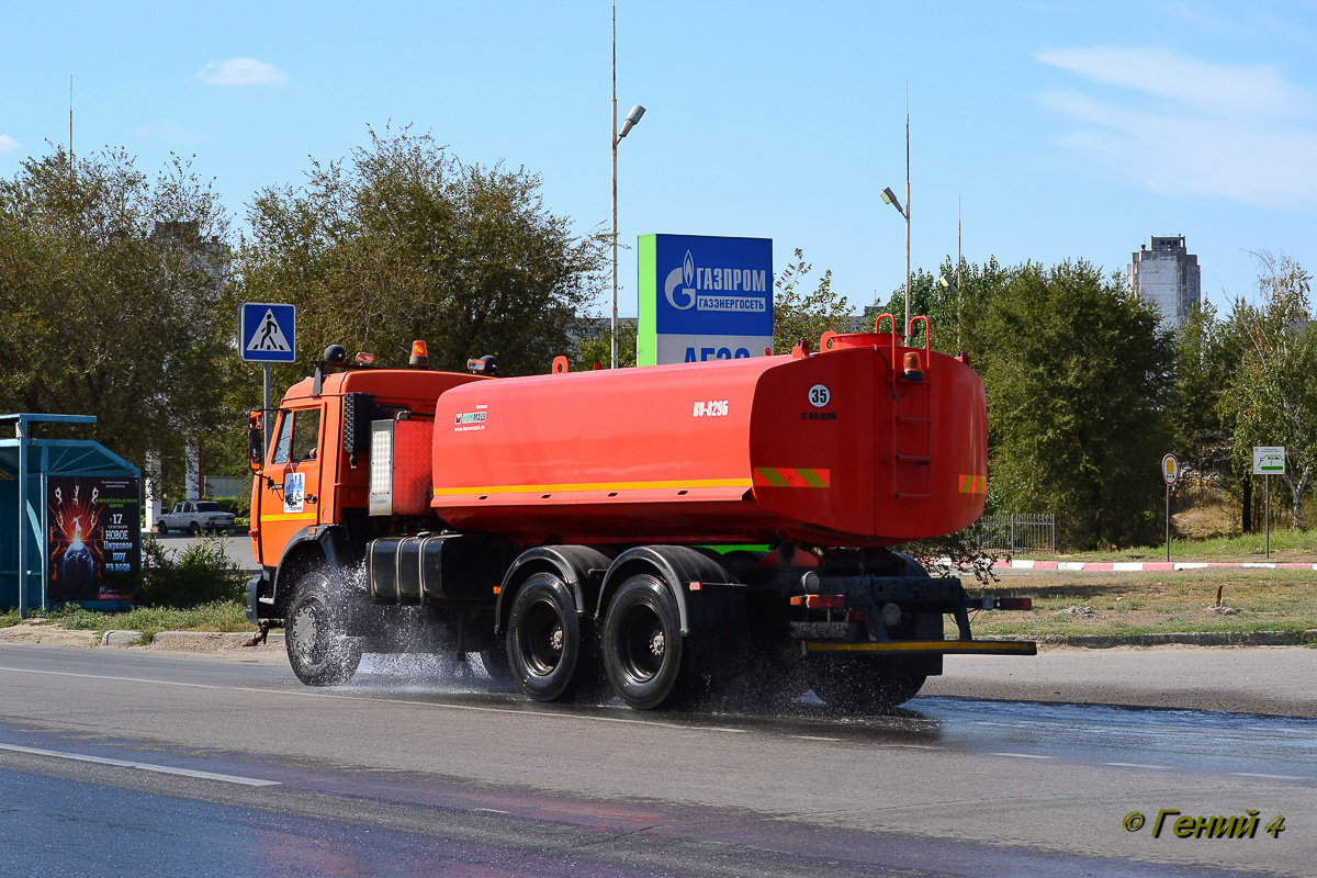Волгоградская область, № В 421 ЕК 134 — КамАЗ-65115-62