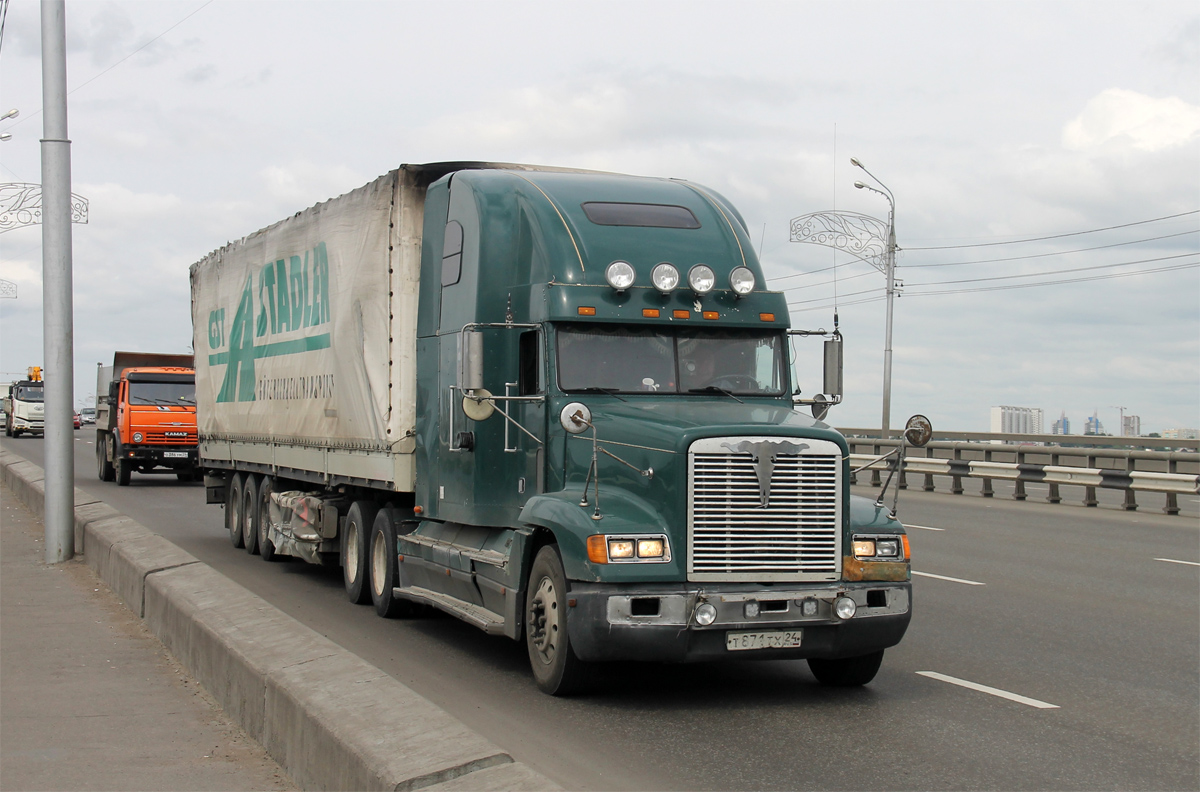Красноярский край, № Т 871 ТХ 24 — Freightliner FLD 120
