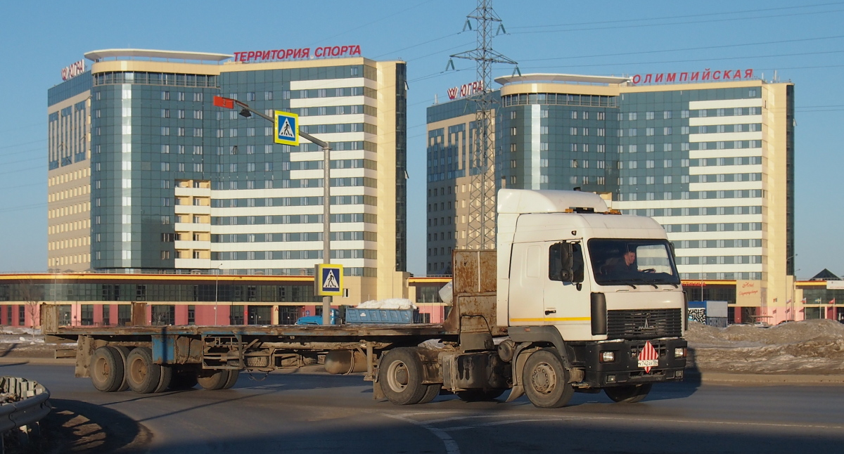 Ханты-Мансийский автоном.округ, № Х 742 АК 186 — МАЗ-5440A5