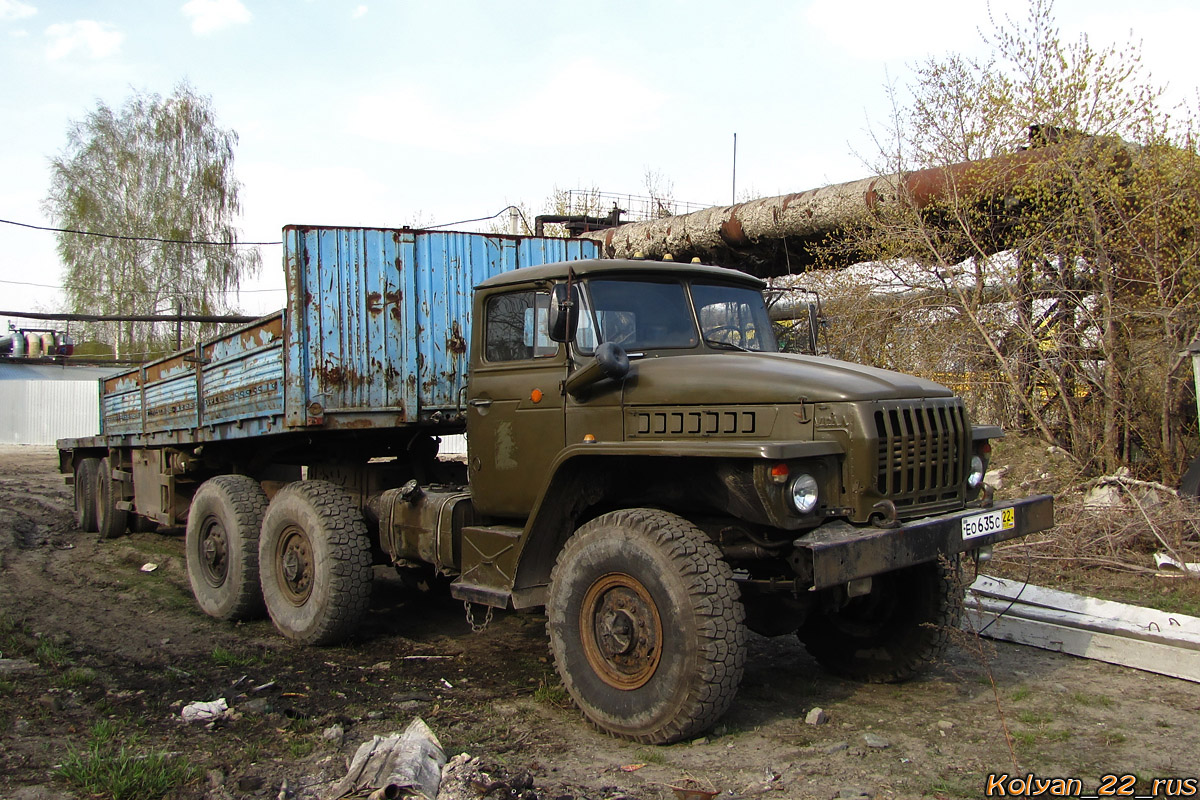 Алтайский край, № ЕО 635 С 22 — Урал-4320 / 5557 (общая модель)