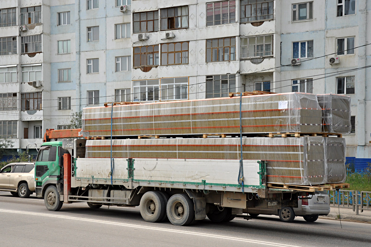 Саха (Якутия), № В 001 ВХ 14 — Nissan Diesel Big Thumb