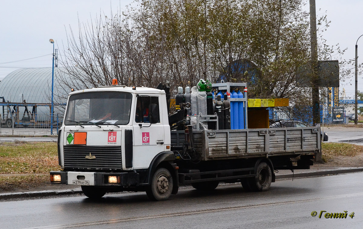 Волгоградская область, № М 279 ХС 34 — МАЗ-437041