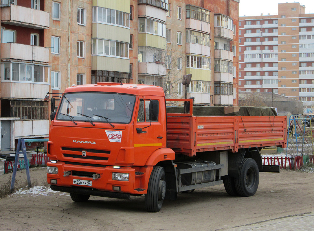 Бурятия, № М 256 КХ 03 — КамАЗ-43253-R4(28)