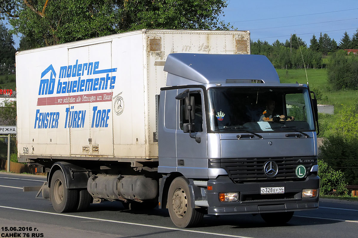 Костромская область, № О 328 ЕУ 44 — Mercedes-Benz Actros ('1997) 1840