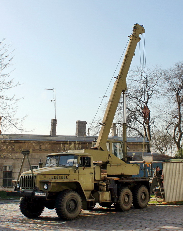 Одесская область, № 166-27 ОА — Урал-4320 / 5557 (общая модель)