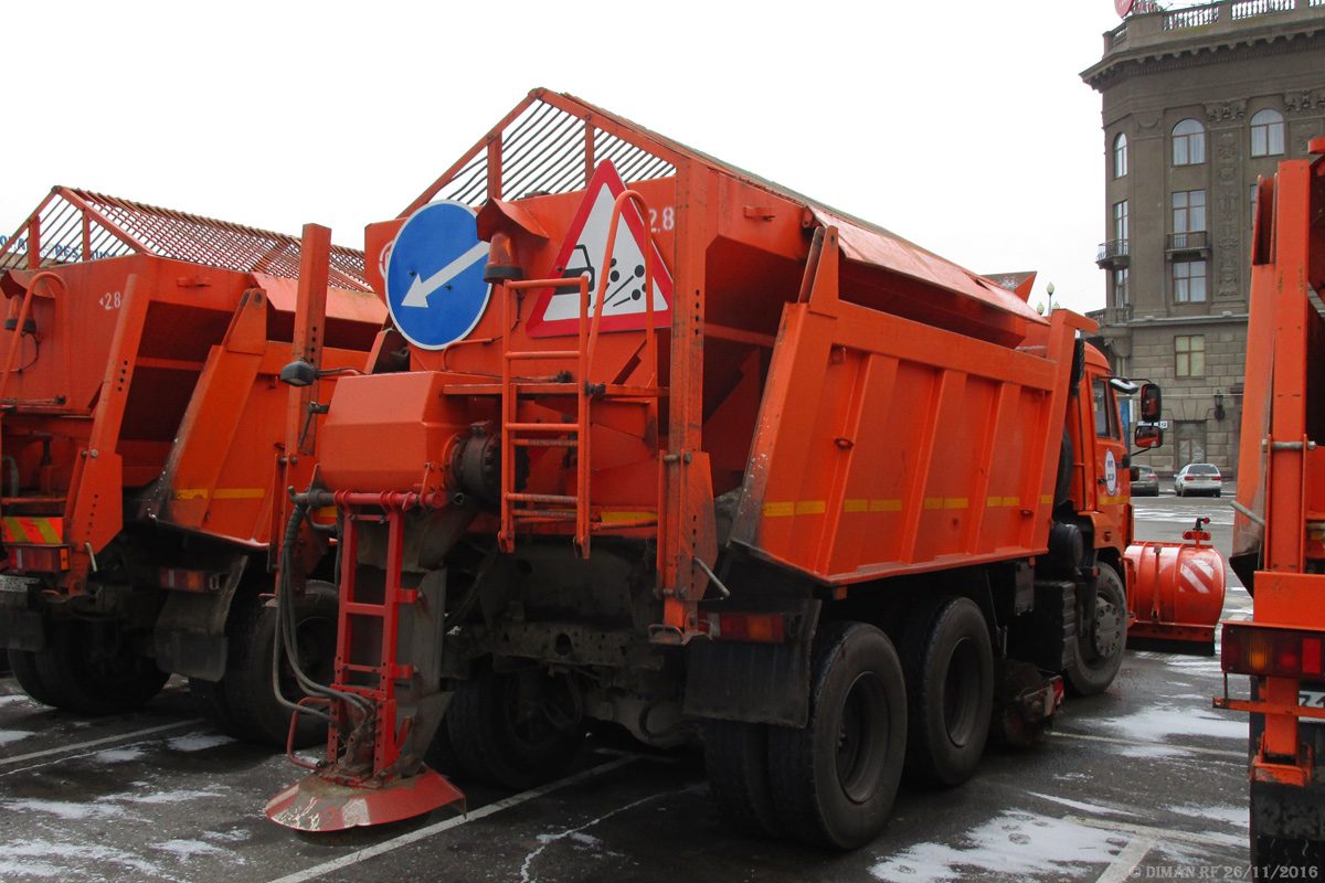 Волгоградская область, № В 183 КТ 134 — КамАЗ-65115-L4(19)