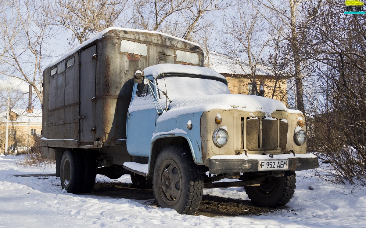 Восточно-Казахстанская область, № F 952 AEM — ГАЗ-52-01 (ГАЗ-52А)