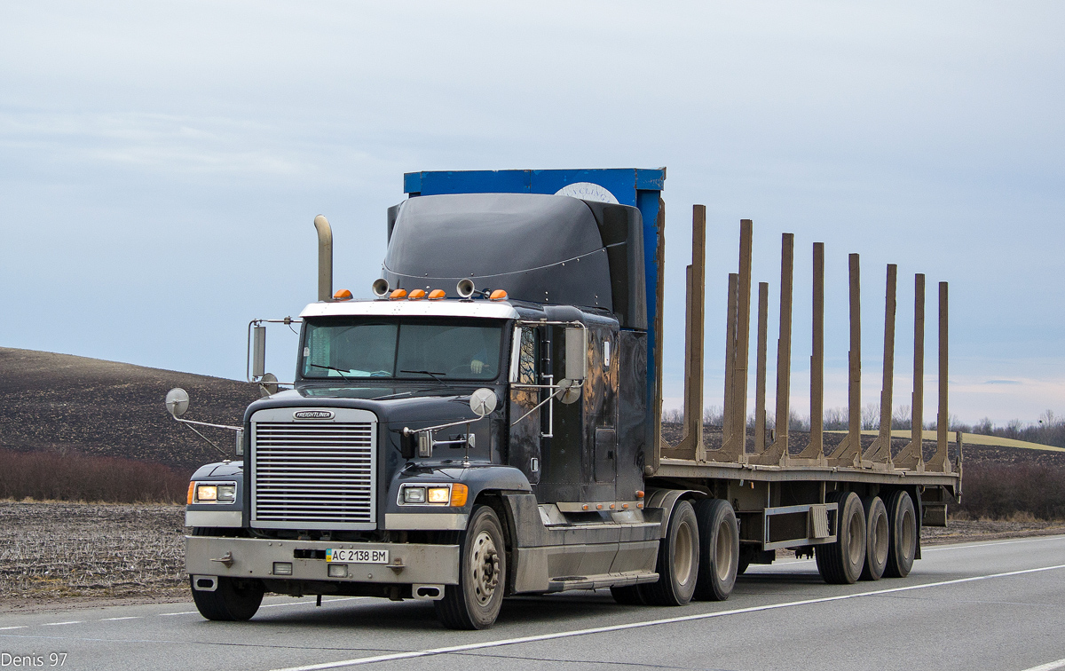Волынская область, № АС 2138 ВМ — Freightliner FLD 120
