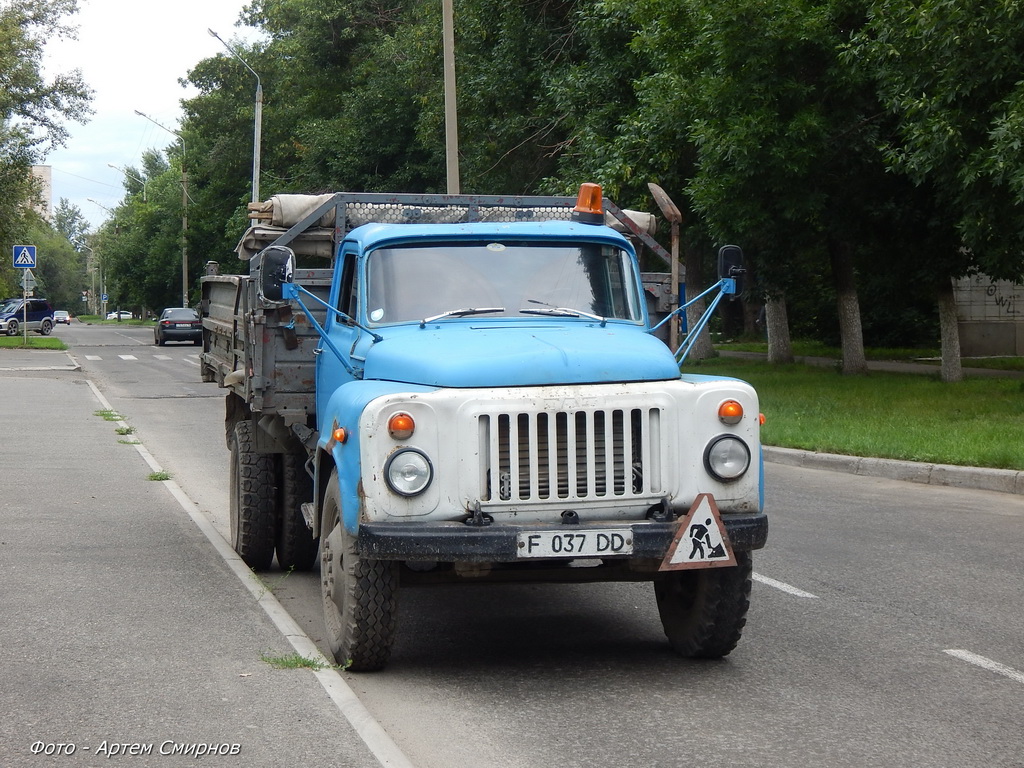 Восточно-Казахстанская область, № F 037 DD — ГАЗ-53-14, ГАЗ-53-14-01