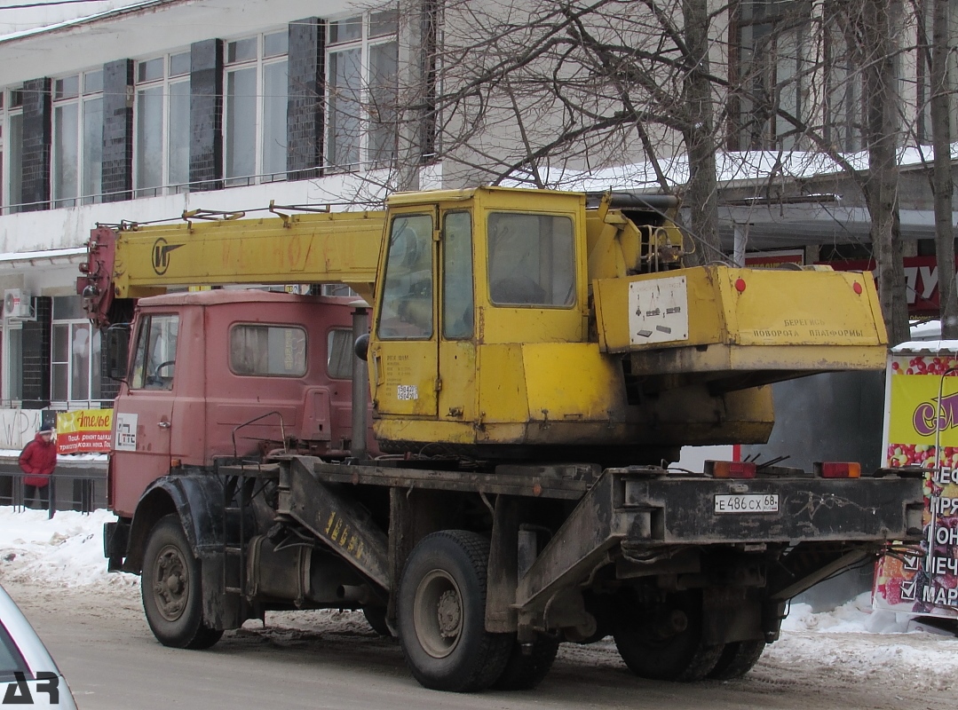 Тамбовская область, № Е 486 СХ 68 — МАЗ-5337 [533700]