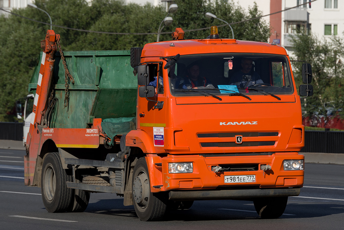 Москва, № Т 981 ЕЕ 777 — КамАЗ-43253-R4(28)