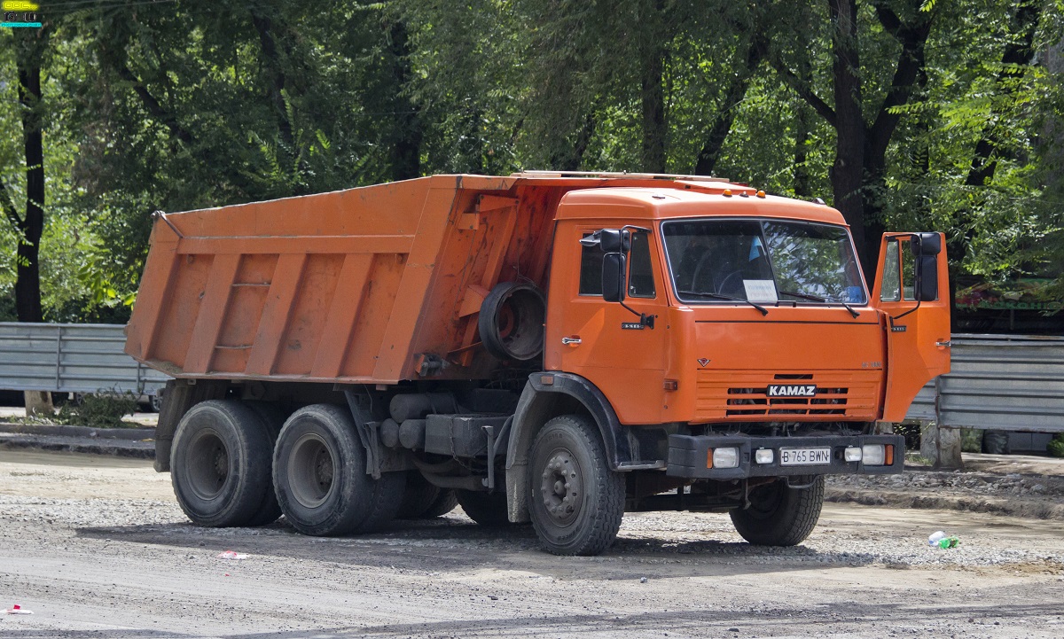 Алматинская область, № B 765 BWN — КамАЗ-65115 [XWC]