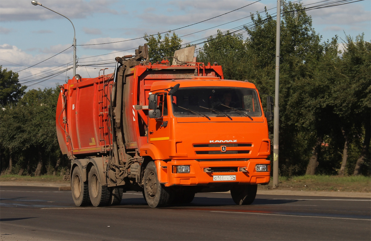 Красноярский край, № О 166 КХ 124 — КамАЗ-65115-D3(97)