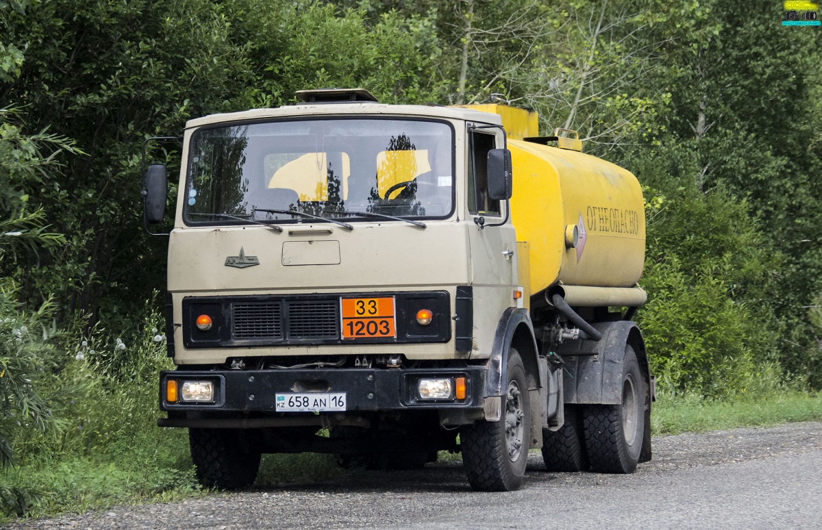 Восточно-Казахстанская область, № 658 AN 16 — МАЗ-5337 [533700]