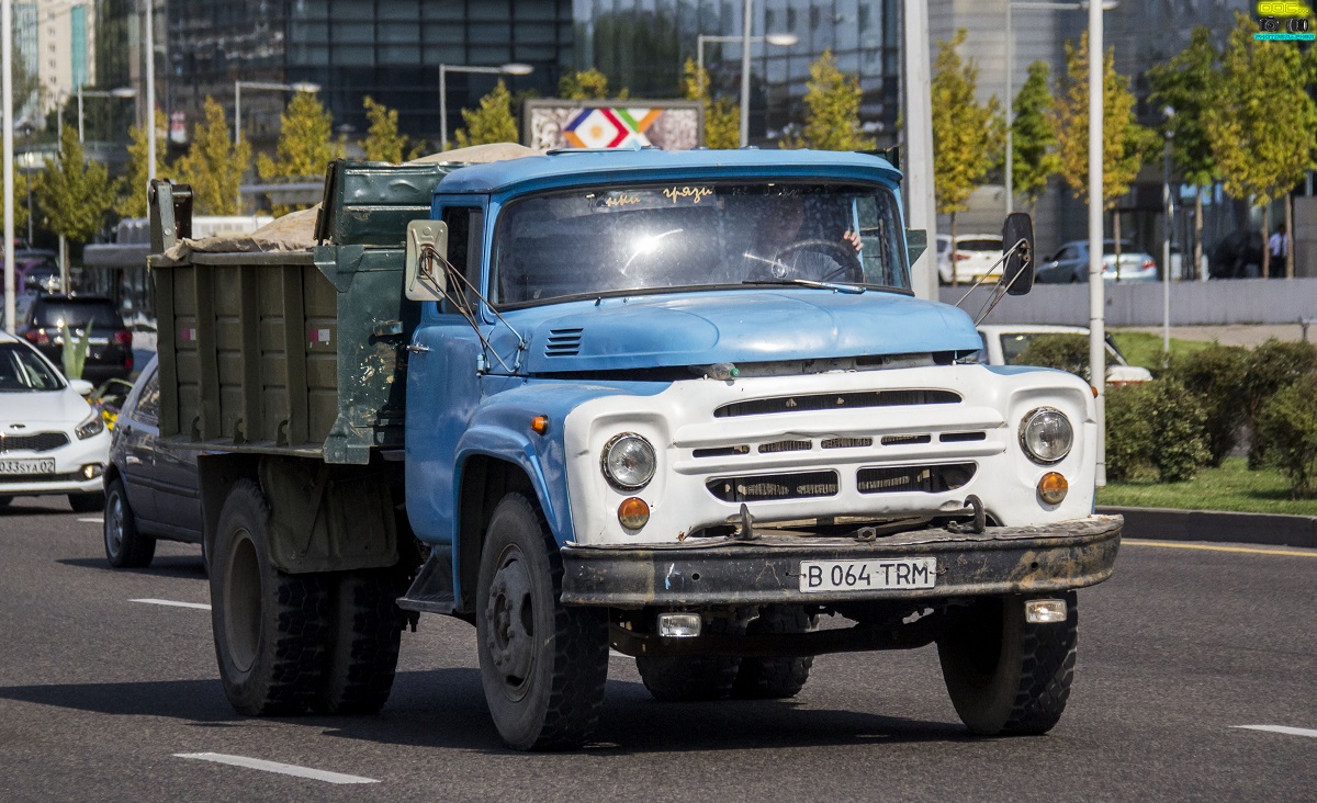 Алматинская область, № B 064 TRM — ЗИЛ-496210