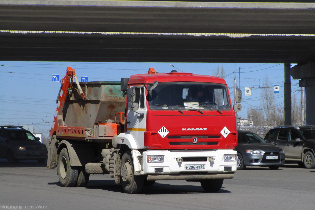 Волгоградская область, № Н 286 ММ 30 — КамАЗ-43253-R4(28)
