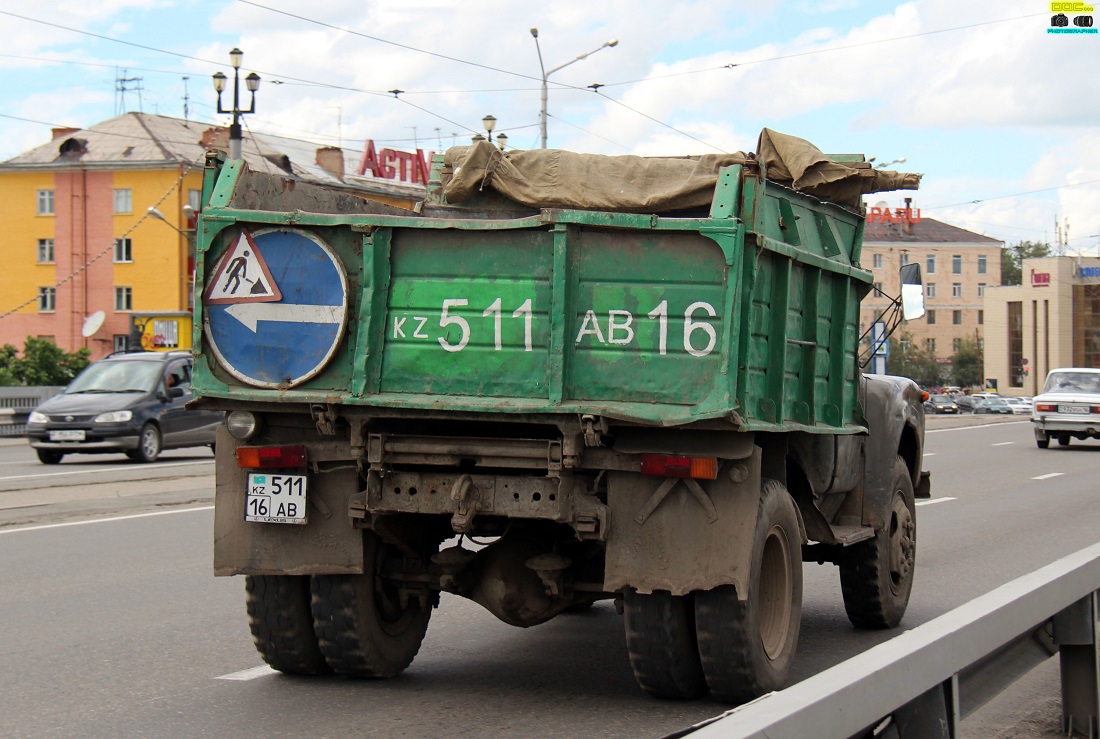 Восточно-Казахстанская область, № 511 AB 16 — ЗИЛ-495810