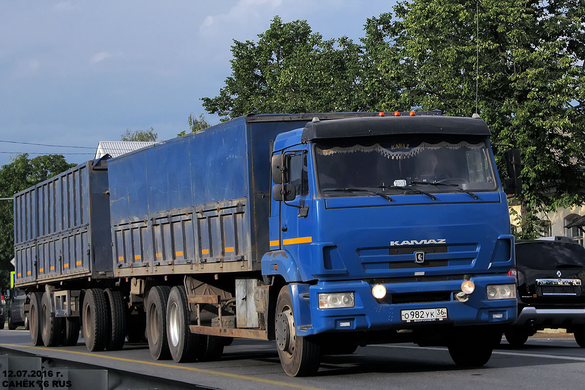 Воронежская область, № О 982 УК 36 — КамАЗ-65117-N3(78)
