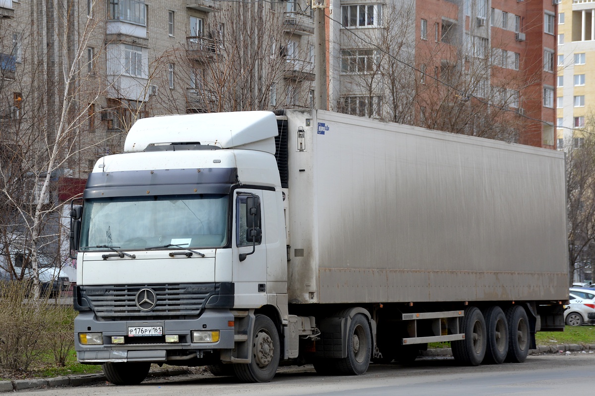 Ростовская область, № Р 176 РУ 161 — Mercedes-Benz Actros ('1997) 1840