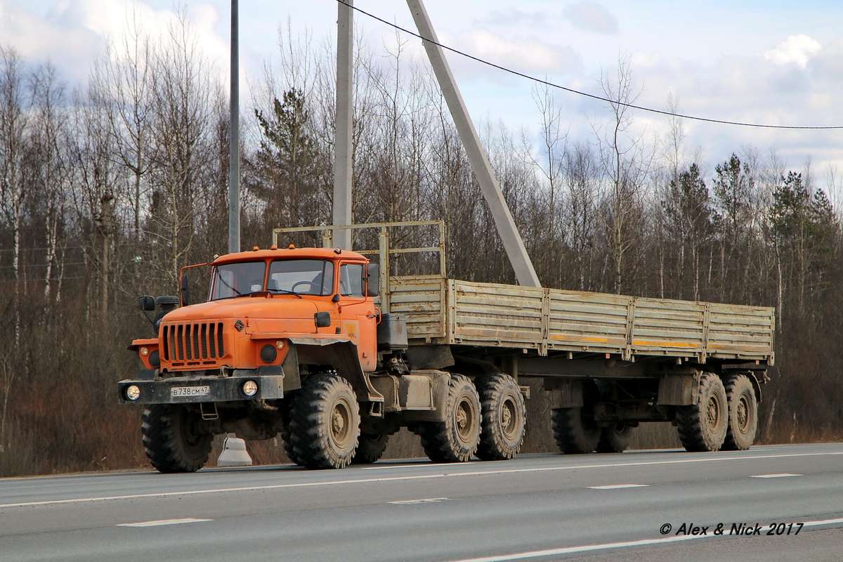 Ленинградская область, № В 738 СМ 47 — Урал-44202-41