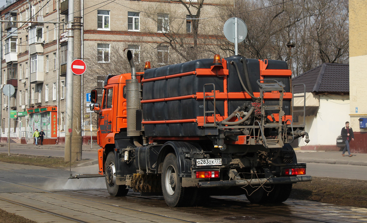 Москва, № 429-4Д — КамАЗ-53605-L4(19)