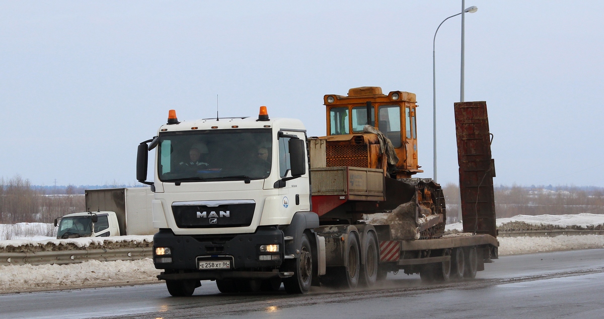 Ханты-Мансийский автоном.округ, № Е 258 ХТ 86 — MAN TGS 33.440