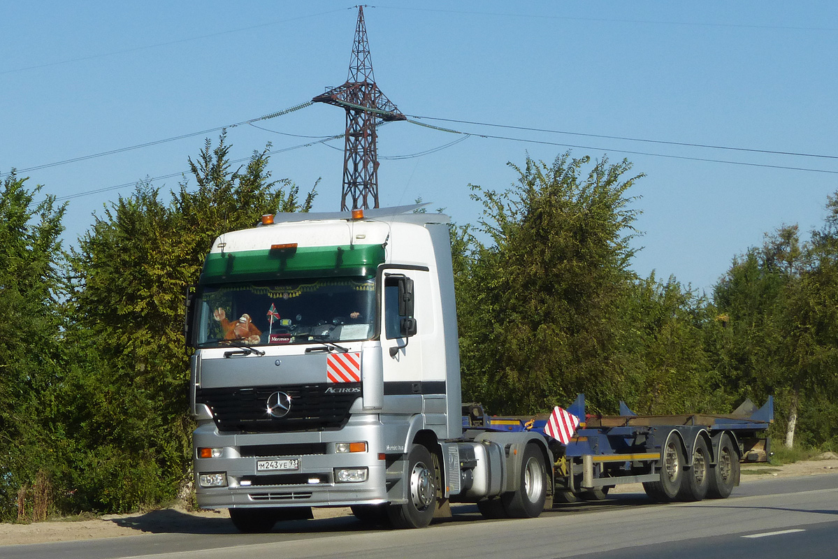 Краснодарский край, № М 243 УЕ 93 — Mercedes-Benz Actros ('1997) 1843