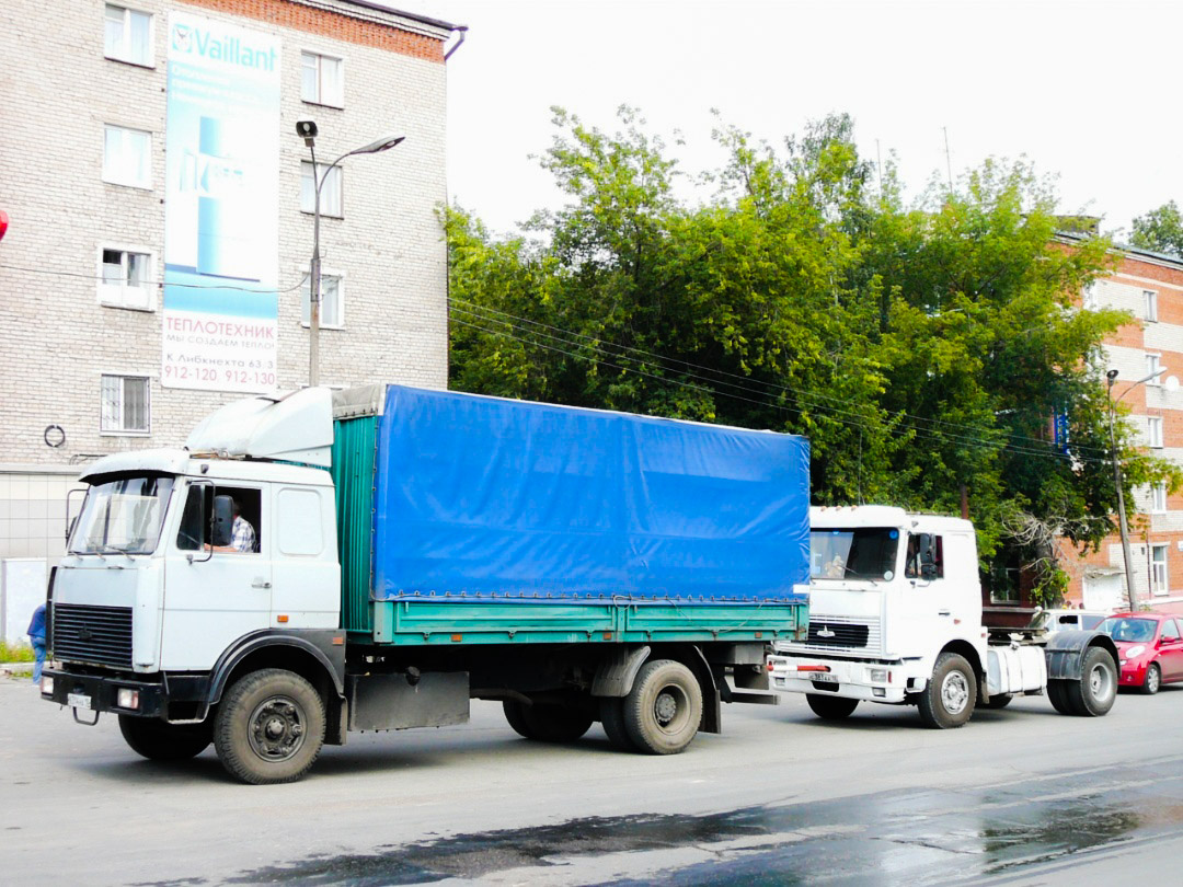Удмуртия, № В 314 НА 18 — МАЗ-53366; Удмуртия, № С 383 АА 18 — МАЗ-54323
