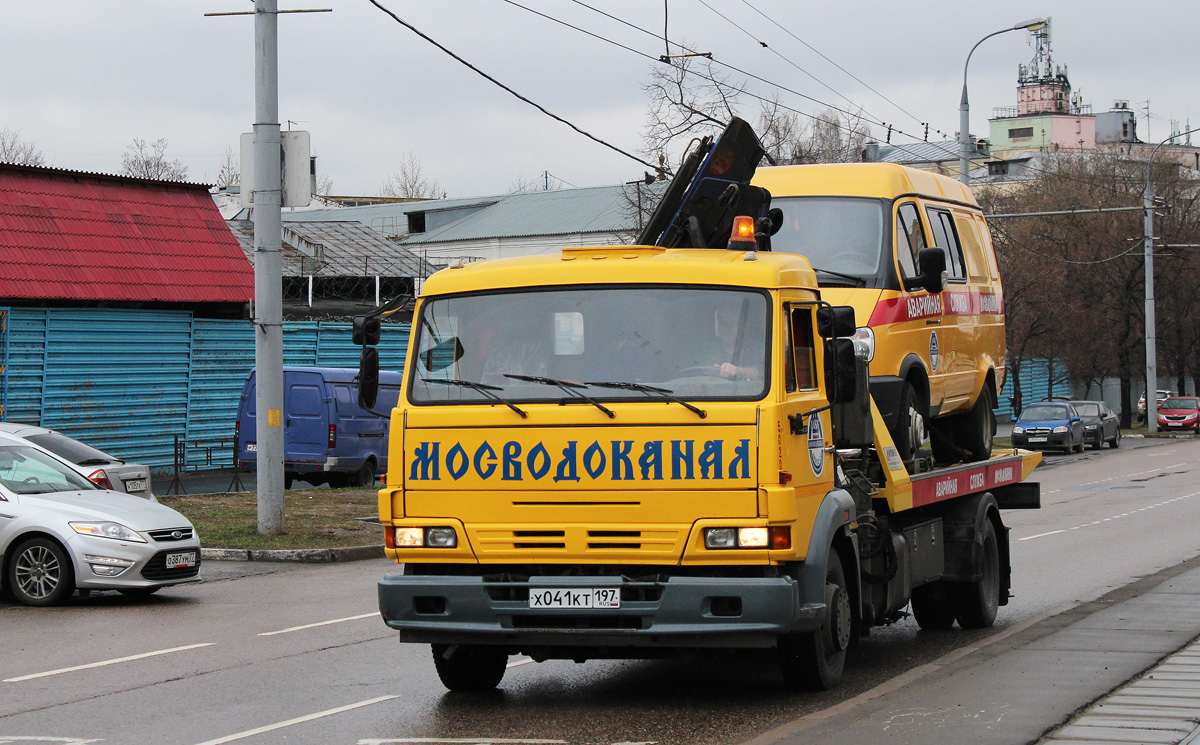 Москва, № Х 041 КТ 197 — КамАЗ-4308-H3(99)