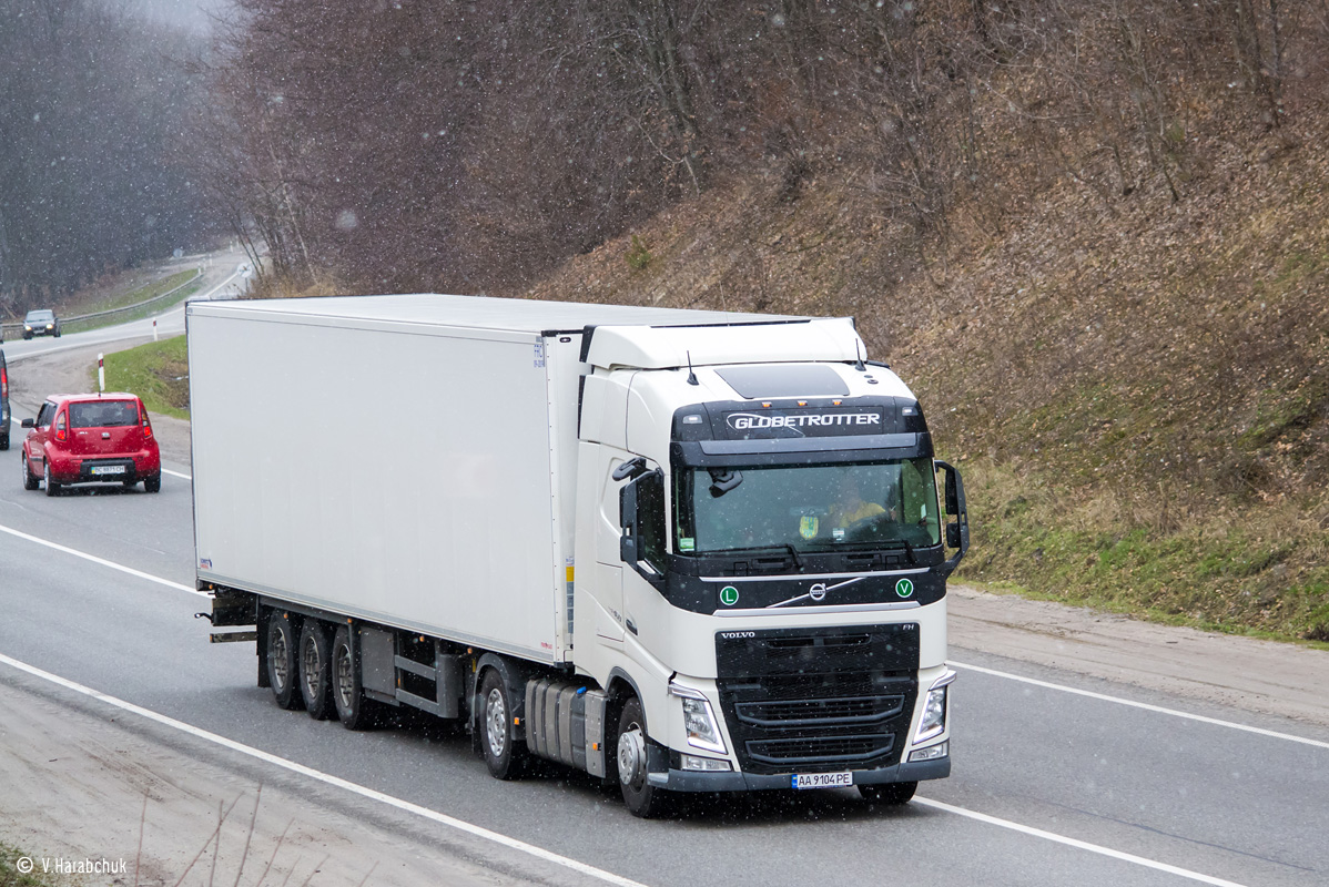 Харьковская область, № АА 9104 РЕ — Volvo ('2012) FH.460