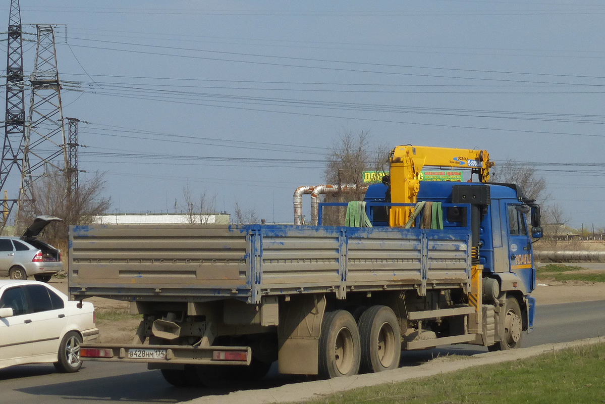 Волгоградская область, № В 428 НМ 134 — КамАЗ-65117-L4(19)