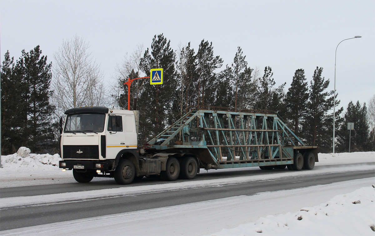 Красноярский край, № С 619 НК 124 — МАЗ-6422A8