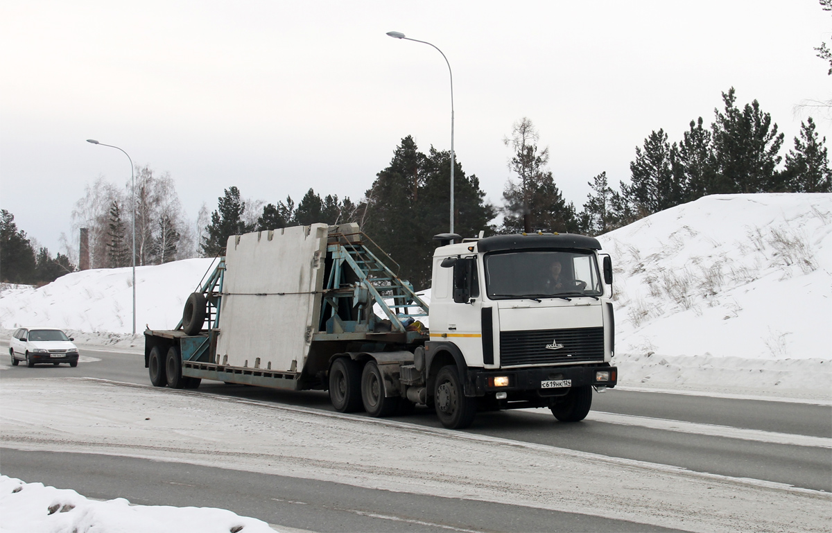 Красноярский край, № С 619 НК 124 — МАЗ-6422A8