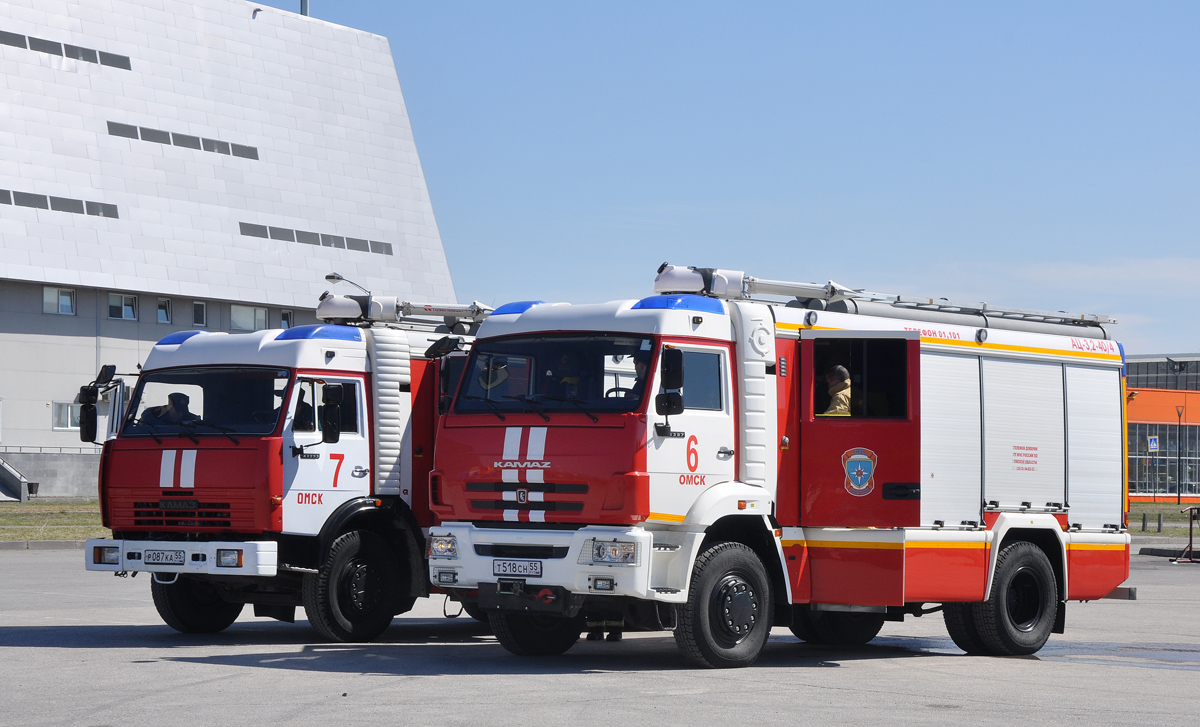 Омская область, № Р 087 КА 55 — КамАЗ-43253-A3(96); Омская область, № Т 518 СН 55 — КамАЗ-5387-RF(08) [53870F-R]