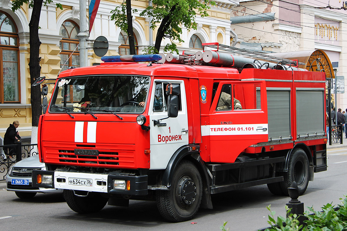 Воронежская область, № Н 634 СХ 36 — КамАЗ-43253-A3(96)