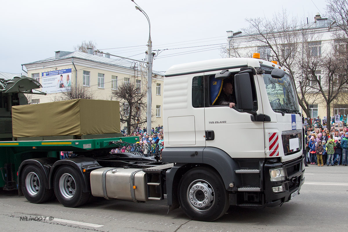 Удмуртия, № У 400 ХО 18 — MAN TGS 26.440