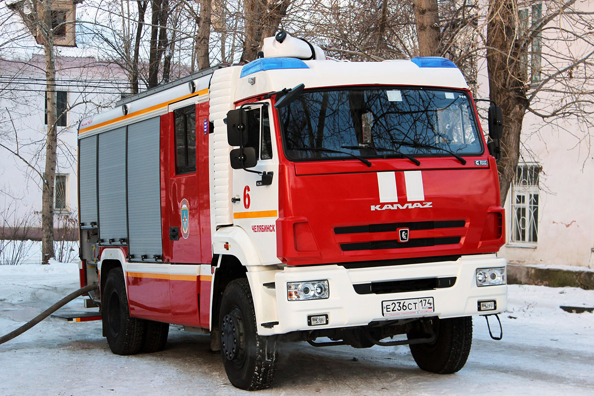 Челябинская область, № Е 236 СТ 174 — КамАЗ-5387-RF(08) [53870F-R]
