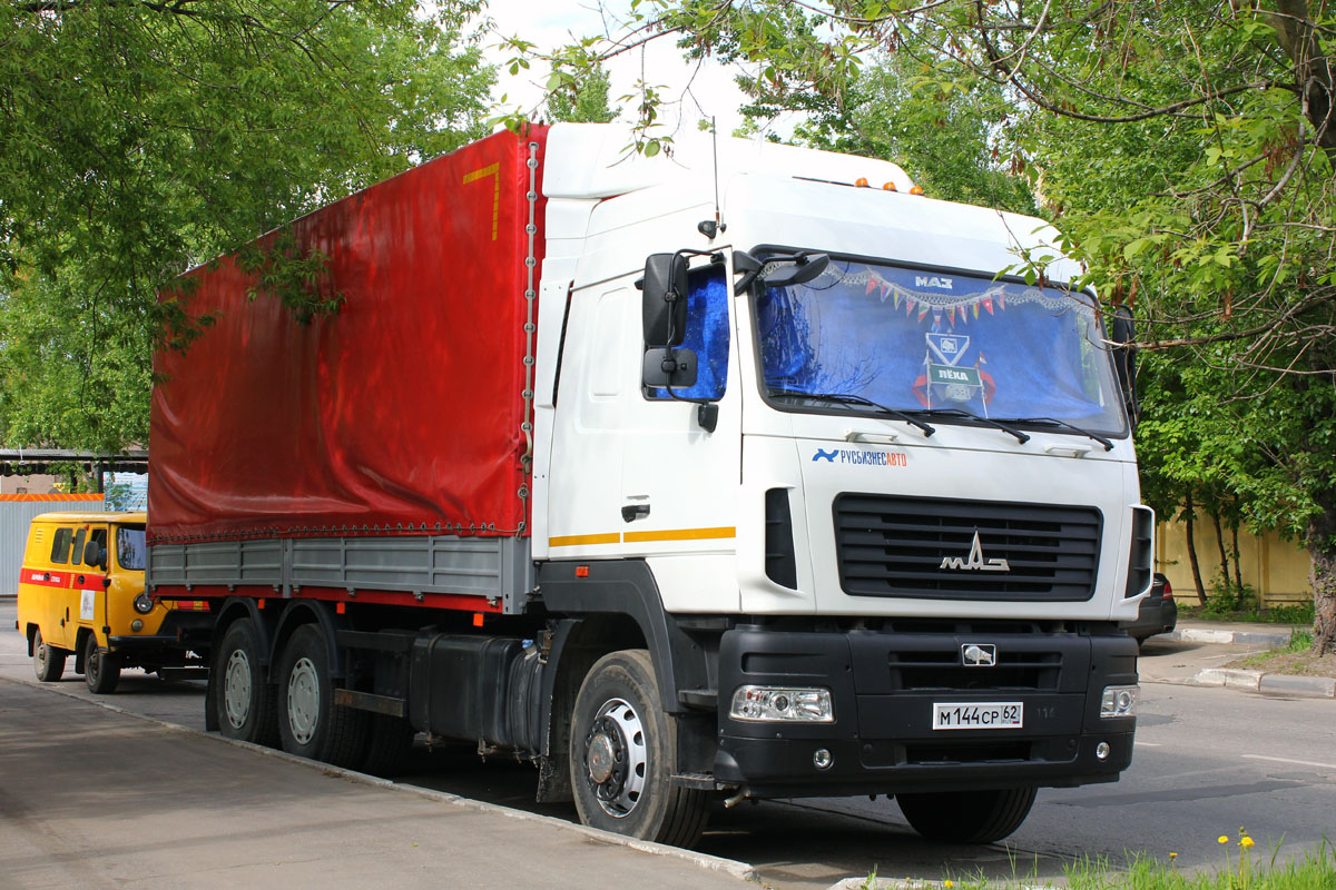Рязанская область, № М 144 СР 62 — МАЗ-631219