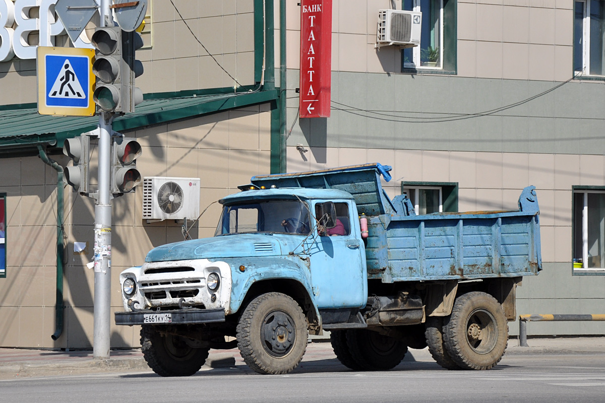 Саха (Якутия), № Е 661 КУ 14 — ЗИЛ-130Д1